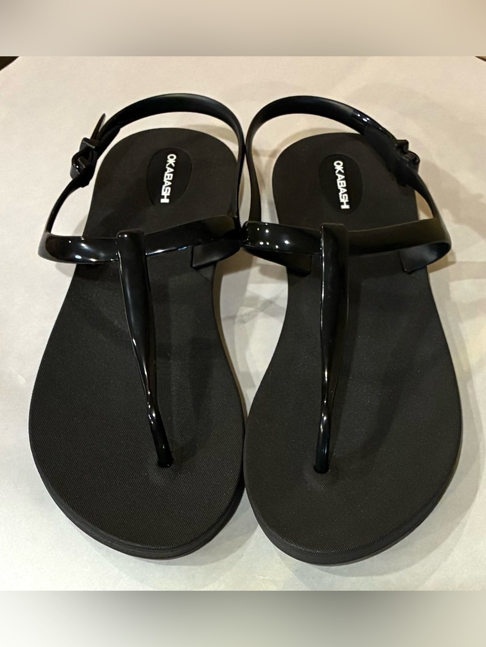 OKABASHI Sandals Journey Slim Women's T-Strap Sandals Black On Black SZ. 8 NWOT